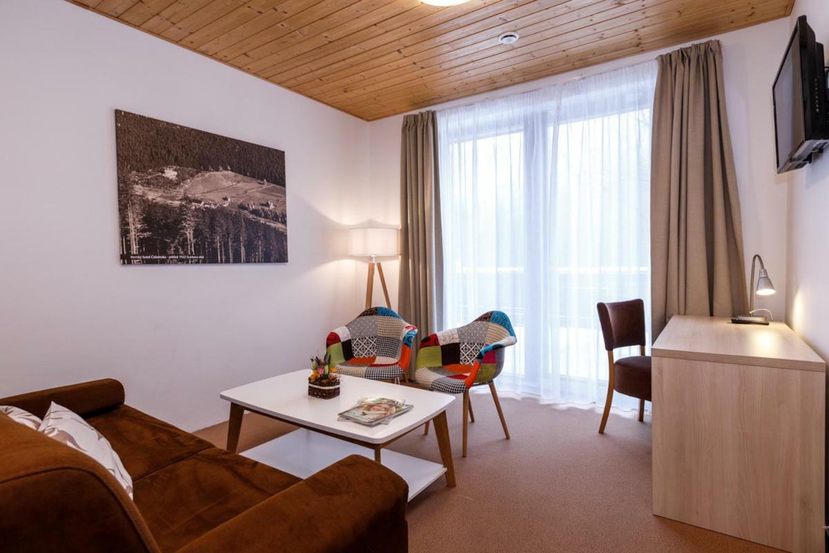 Horsky Hotel Celadenka / Mountain Resort Čeladná Exteriör bild
